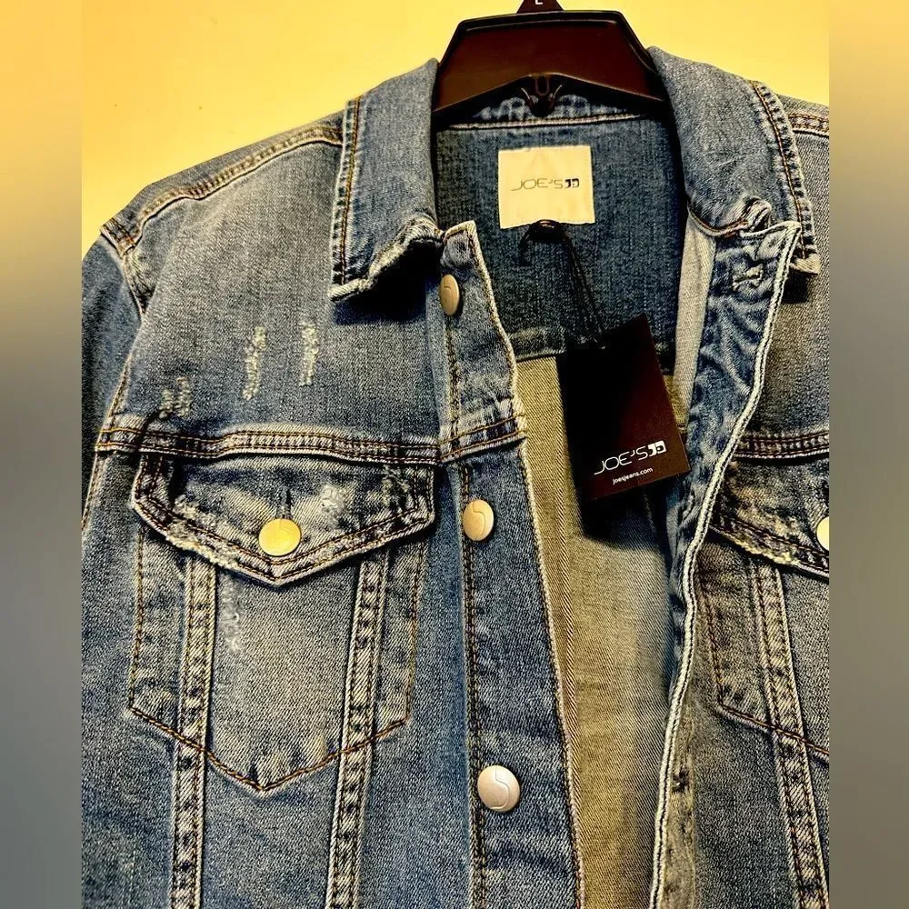 Joe’s men’s  classic Denim Jacket size M, NWT